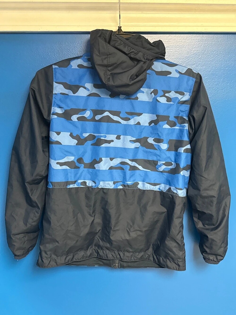 Columbia Reversable Soft Shell - Picture 4 of 7